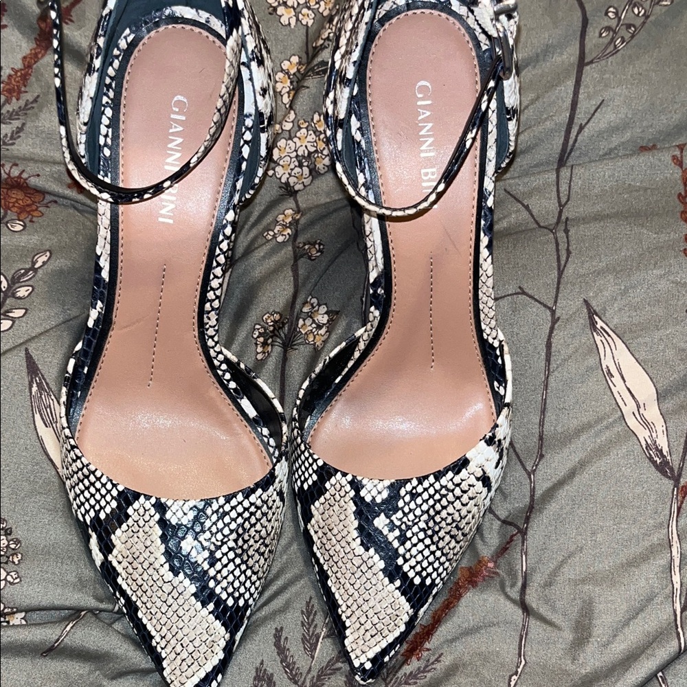 Gianni Bini Cream and Black Snake-Print Pointed-Toe Ankle-Strap Pumps